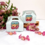 شراء علبة الشوكولاتة بتصميم ميلاد الأنوار الثلاثة| متجر دیدار الثقافي